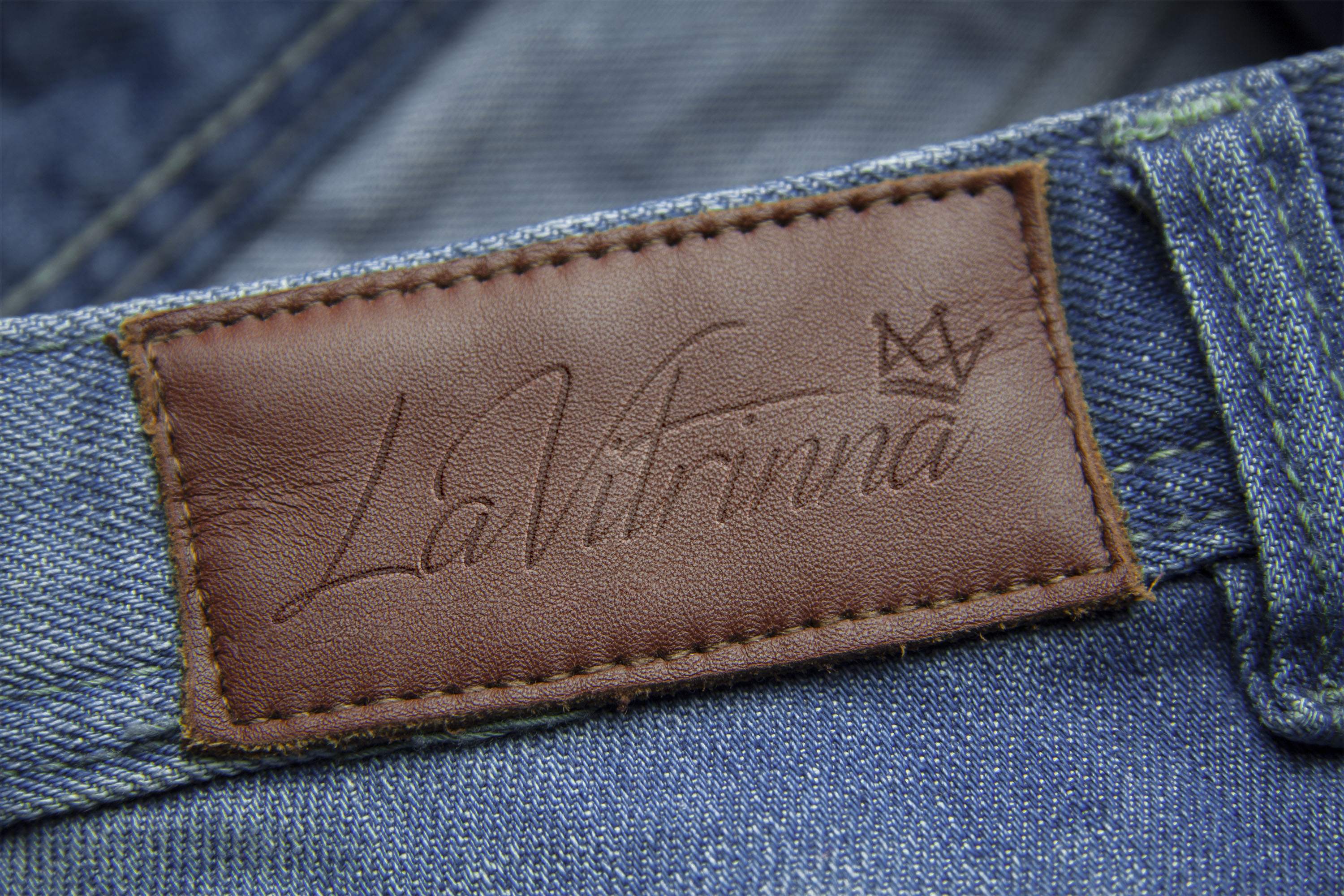 LA VITRINA JEANS